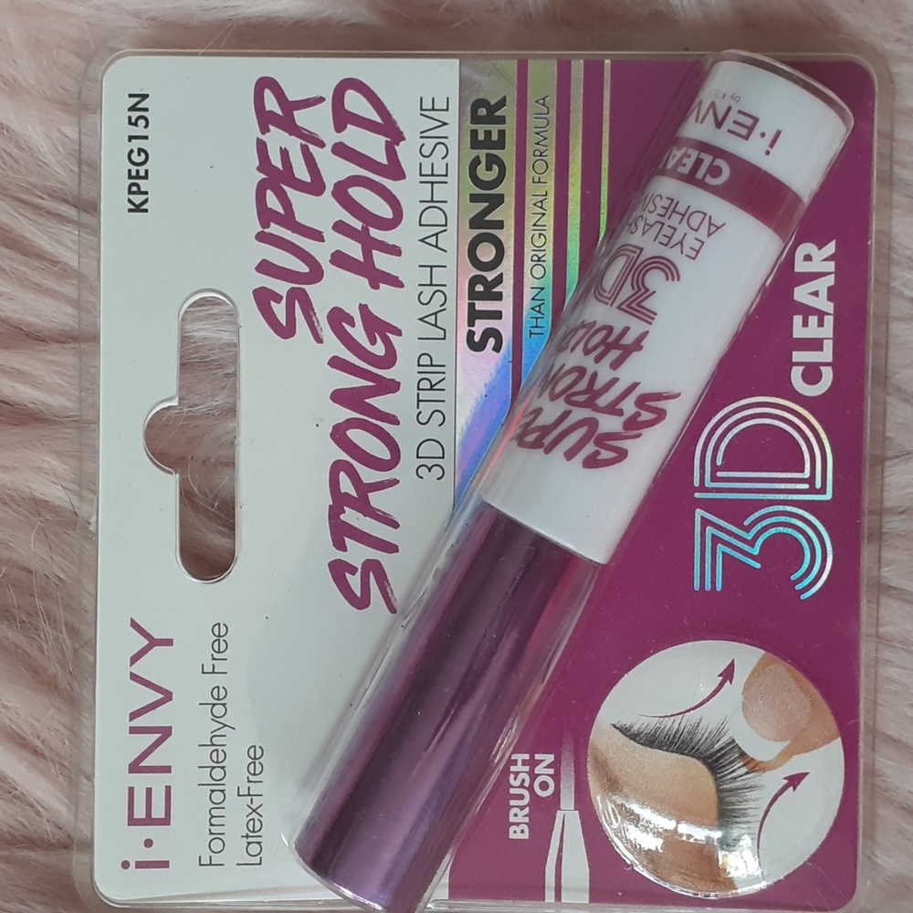 Brand New Kiss I-ENVY 3D Strip Eyelash Adhesive